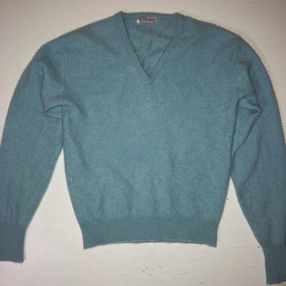 Hudson’s Bay Company V-Neck Sweater Women’s Size Large Light Blue Color